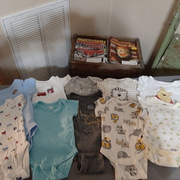 Baby clothes - Picture 10 of 14